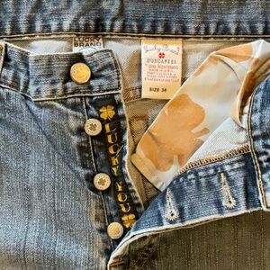 Men’s Lucky brand button fly straight leg jeans 36 waist / 34 approx. inseam